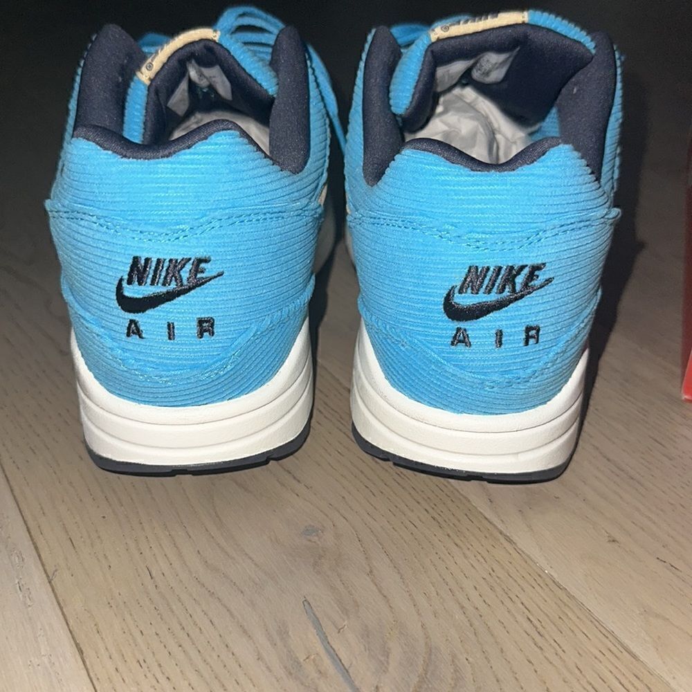Nike Airmax 1 Premium Corduroy Baltic Blue/Gridiron/Sail/Sesame. Worn once. - Picture 13 of 16